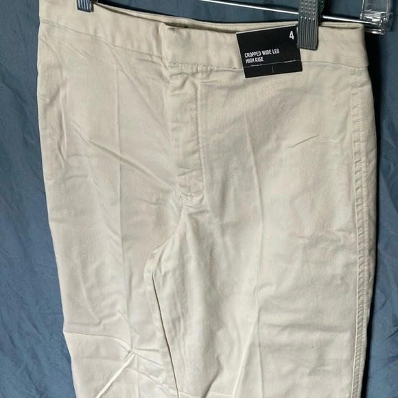 Express: Light Khaki Cropped Wide Leg High Rise Pants-98% Cotton/2% Spandex- 4 - Picture 12 of 16